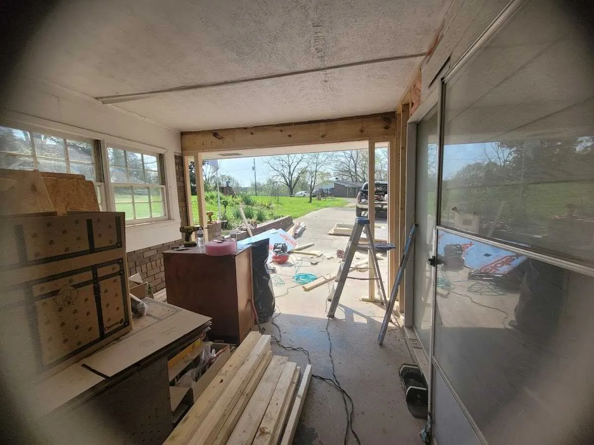 Air movers and dehumidifier for Water Mitigation Services in Temecula